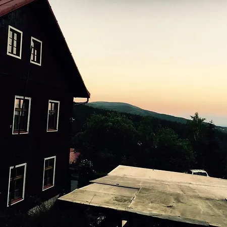 Stara Skola